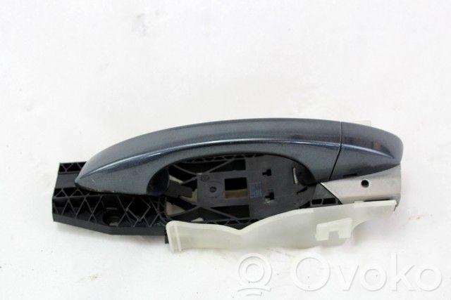 Manecilla externa puerta trasera   5G0837205NGRU