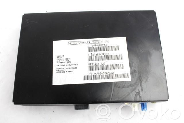 Jeep Grand Cherokee (WK) Radio/CD/DVD/GPS head unit 