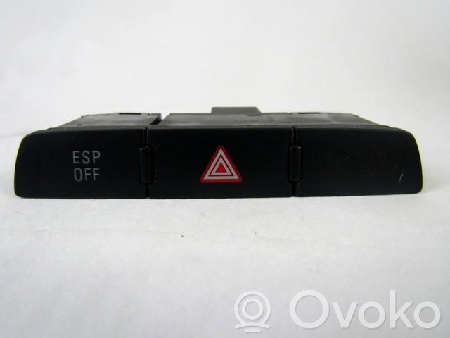 Botón interruptor de luz de peligro   4L1927137A