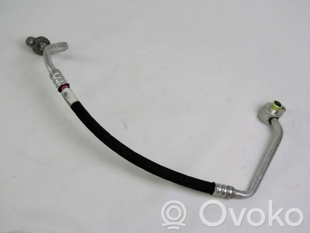 Ilmastointilaitteen putki (A/C)   31455316