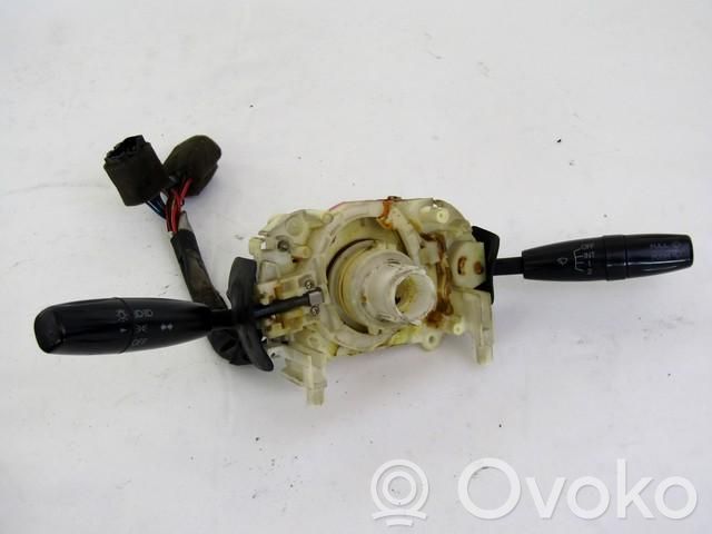 Commodo, commande essuie-glace/phare   0K30C66120A