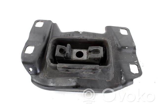 Ford Focus Vaihdelaatikon kannake 