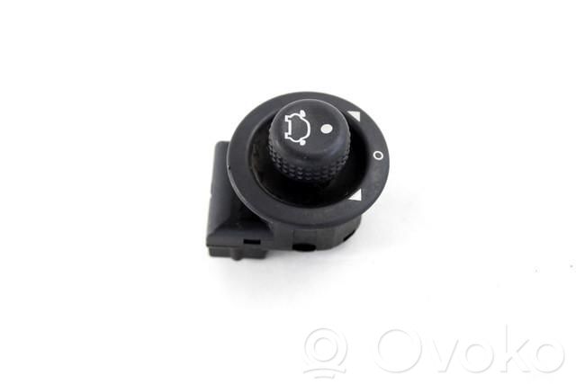 Wing mirror switch   93BG17B676BB