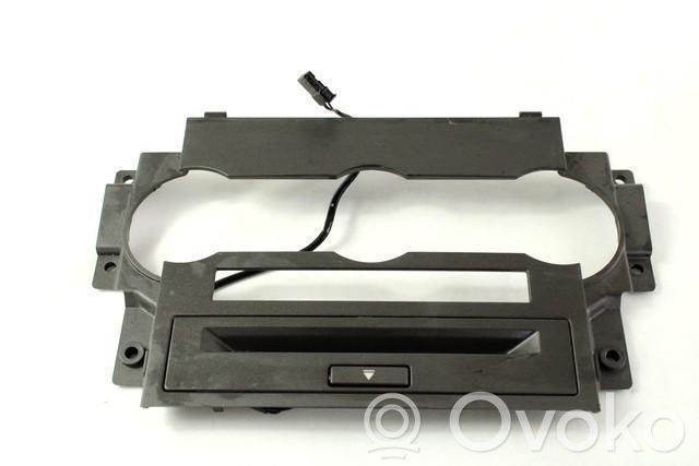 Land Rover Range Rover Sport L320 Cornice cruscotto 