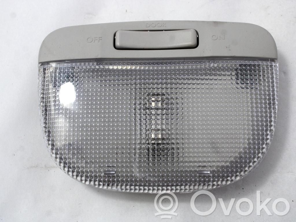 Subaru XV II Luz del asiento delantero 