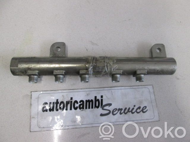 Opel Zafira B Rampă alimentare injectoare 