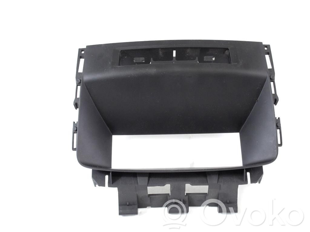 Opel Astra J Cornice cruscotto 