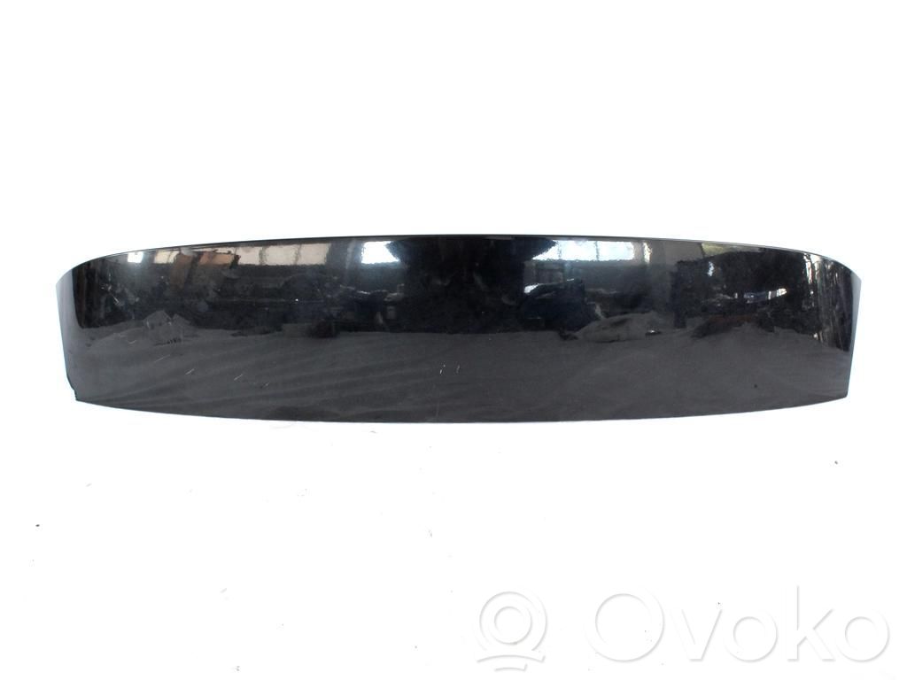 Tailgate/trunk spoiler   51627143263
