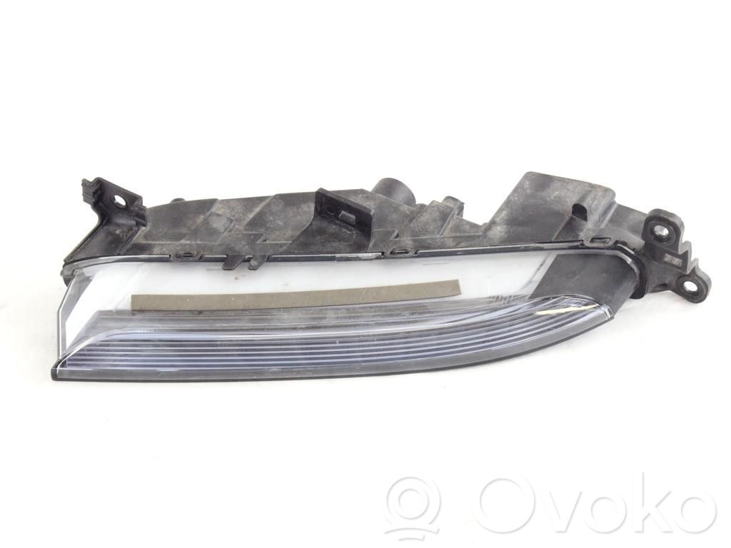 Headlight/headlamp   971953041F