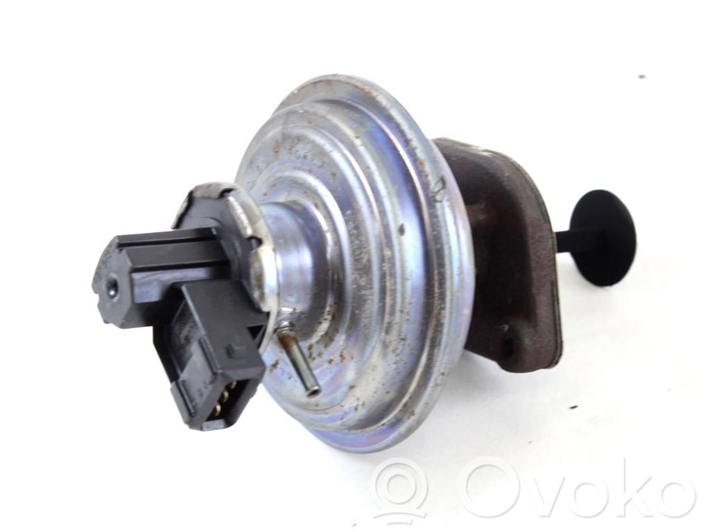 EGR valve   7801942