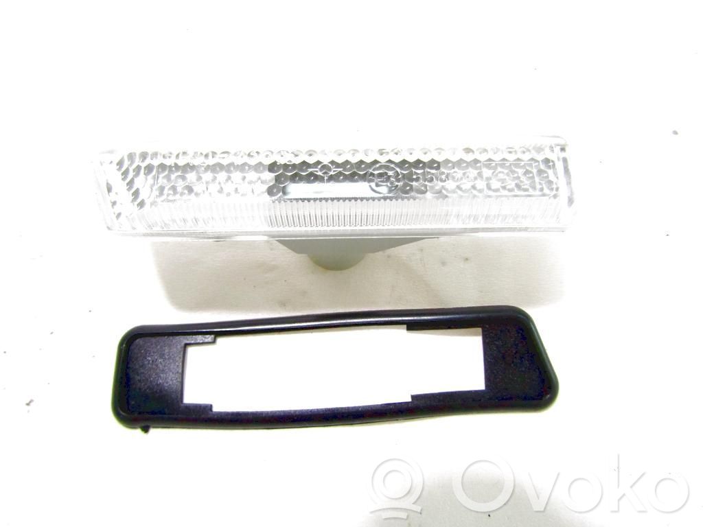 Front indicator light   63137164491