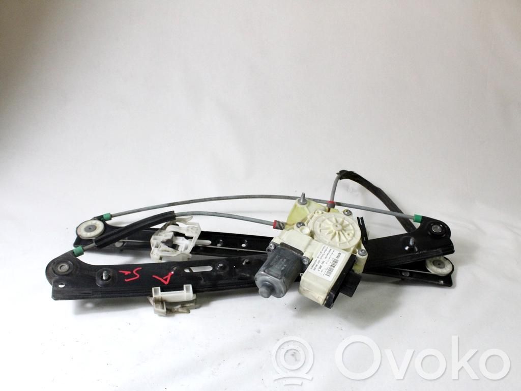 BMW X3 E83 Front door window regulator with motor 