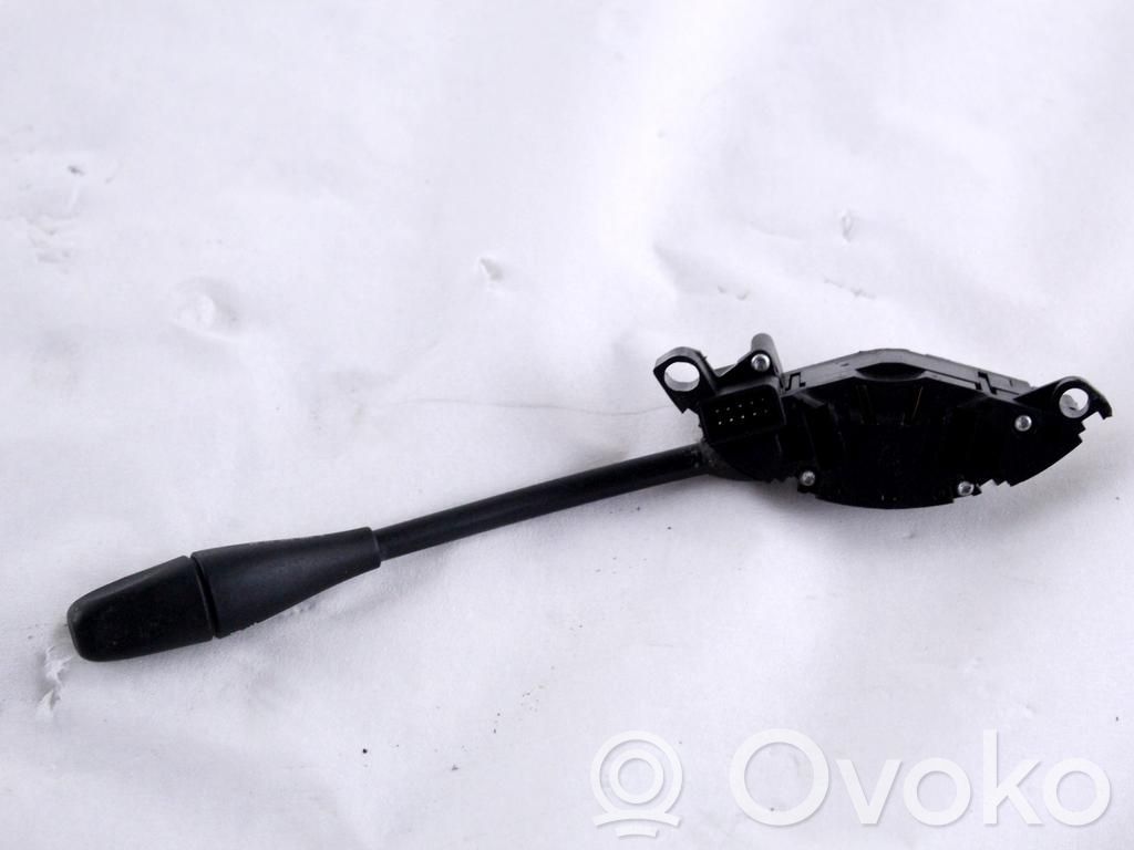 Mercedes-Benz A W169 Interruptores/botones de la columna de dirección 