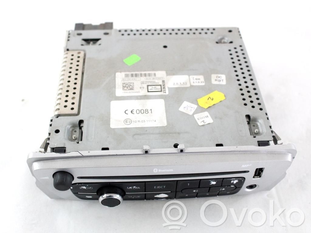 Renault Megane III Unitate principală radio/CD/DVD/GPS 