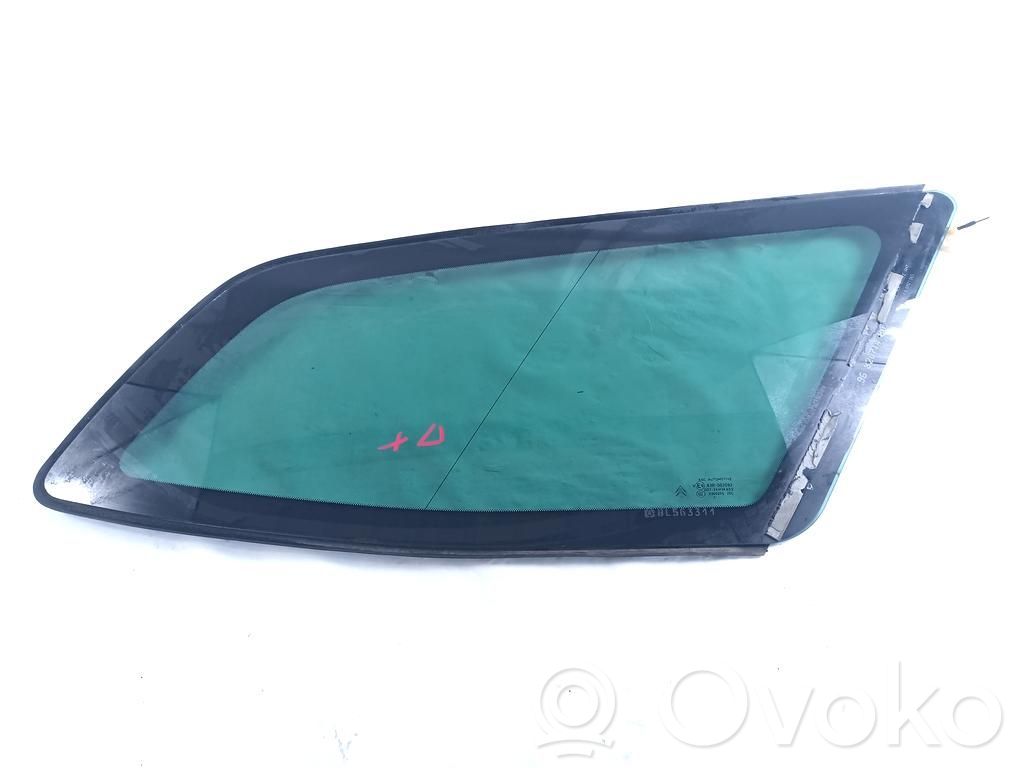 Rear side window   8569WF
