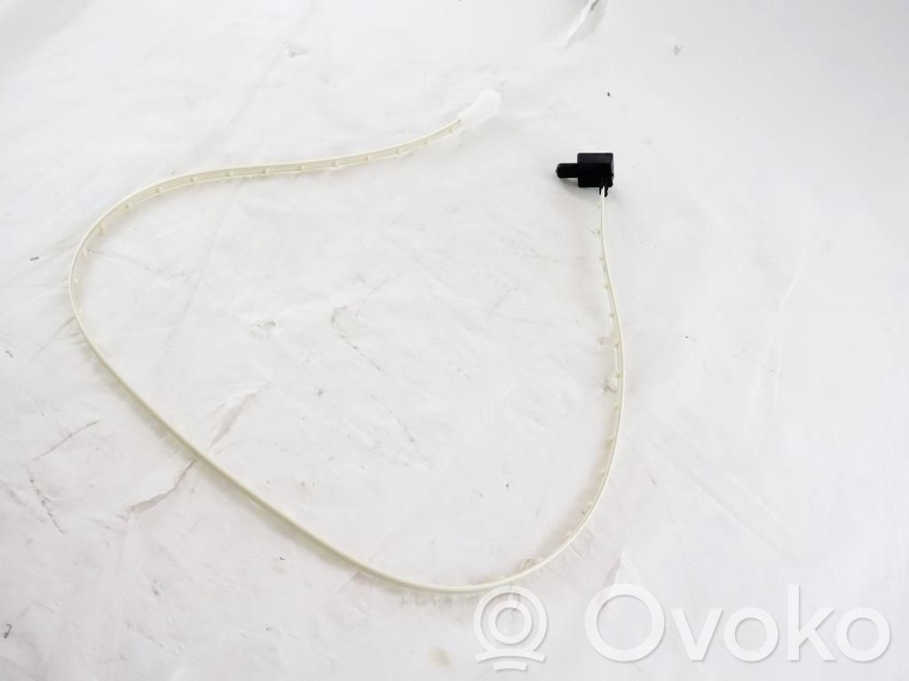 Volkswagen PASSAT B8 Czujnik uderzenia Airbag 