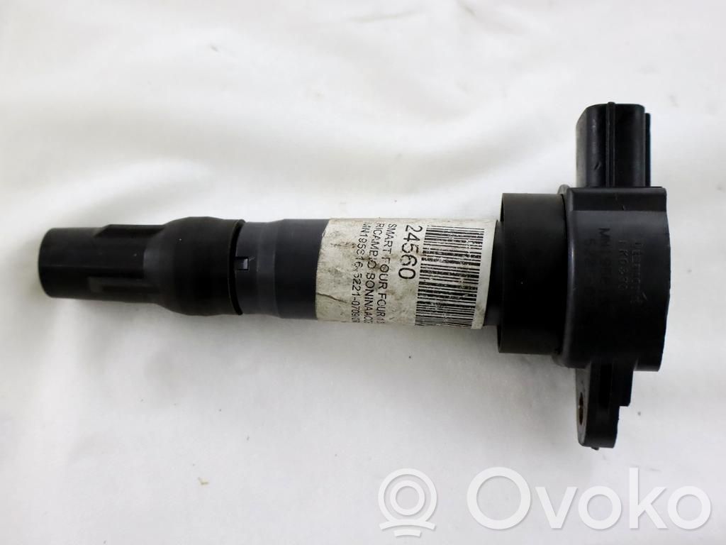 Bobina de encendido de alto voltaje   MN195616