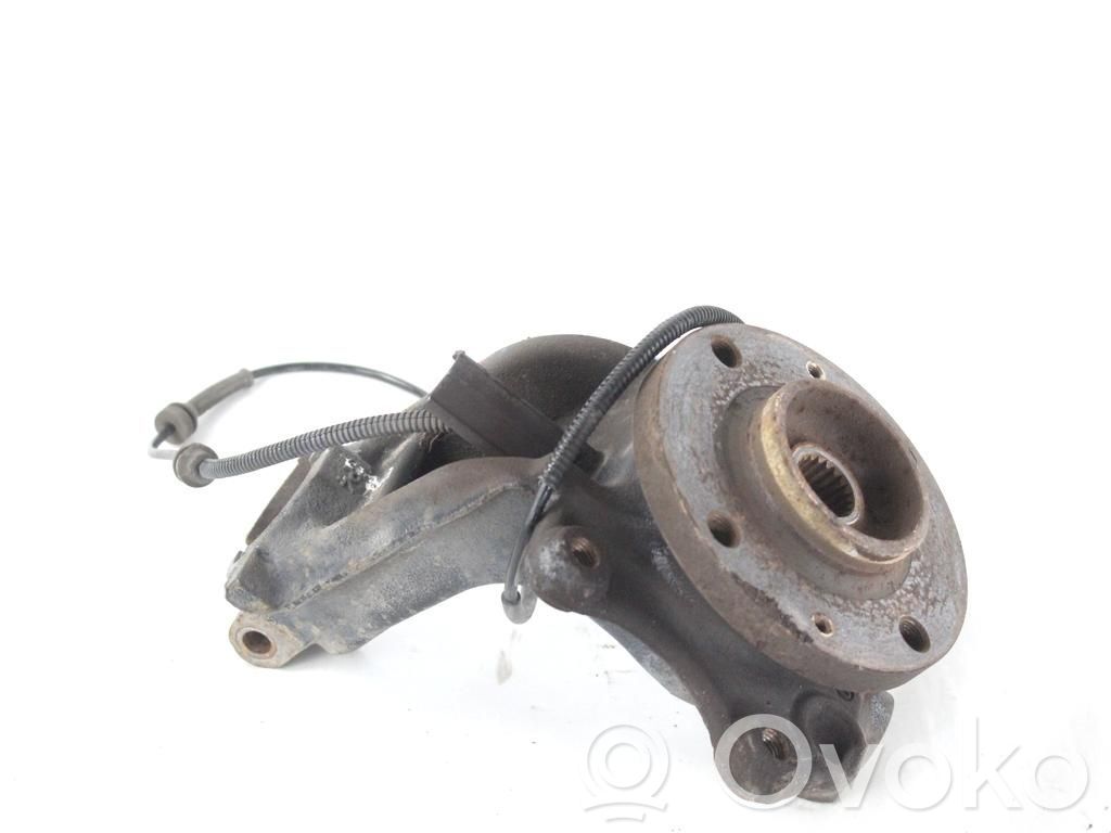 Peugeot 207 Fuso a snodo con mozzo ruota anteriore