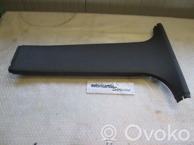 Ford Kuga I Pilar (B) (inferior) 