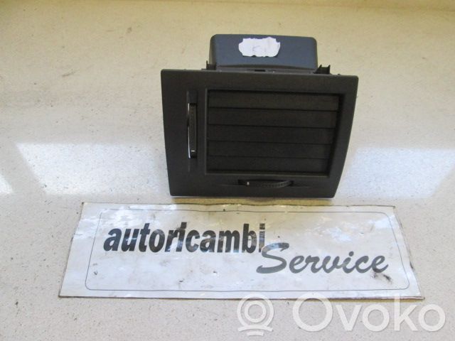 Opel Meriva A Garniture, panneau de grille d'aération latérale 