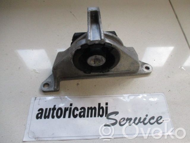 Engine mounting bracket   084A236