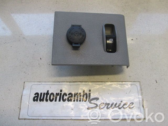 Comutator comandă geamuri electrice   0K53A66370A