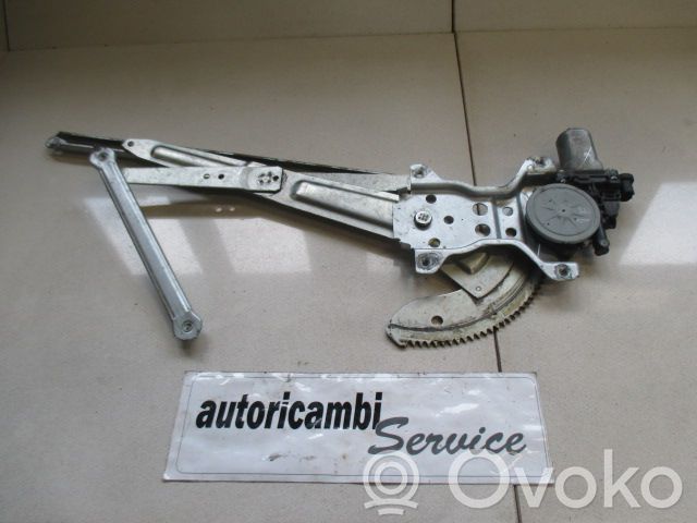 Suzuki SX4 Macara ușă față cu motor 