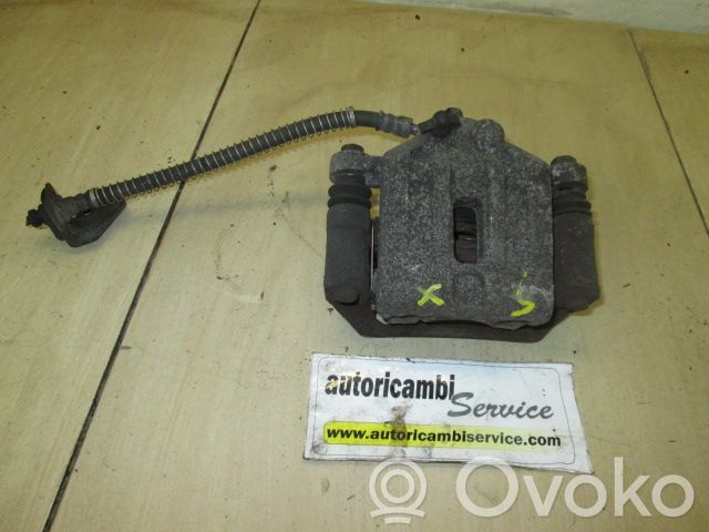 KIA Carens II Pinza del freno posteriore 