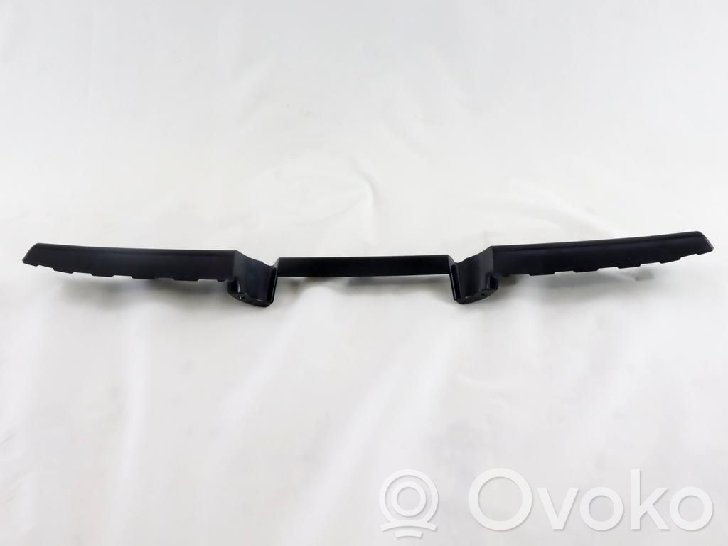 Soporte del parachoques delantero   8W0853692