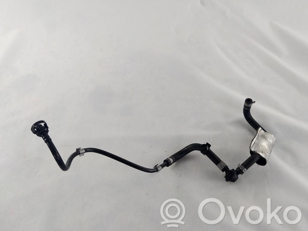 Audi A4 S4 B8 8K Sfiato/tubo di sfiato/tubo flessibile 