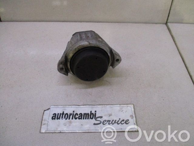 Halterung Lager Motor   13981112
