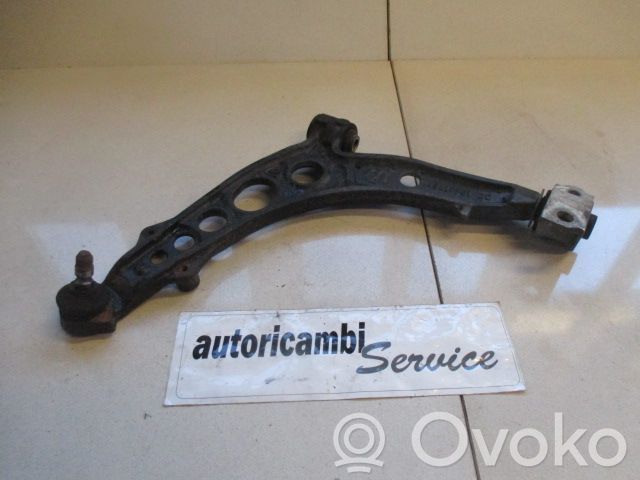 Lancia Y 840 Querlenker Achsschenkel vorne