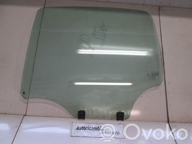 Citroen C3 Vetro del finestrino della portiera posteriore 
