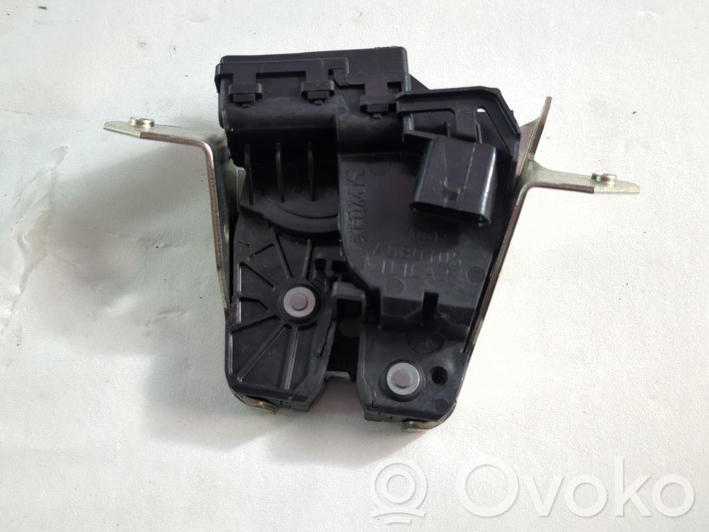 Mercedes-Benz CLA C117 X117 W117 Motor încuietoare portbagaj 
