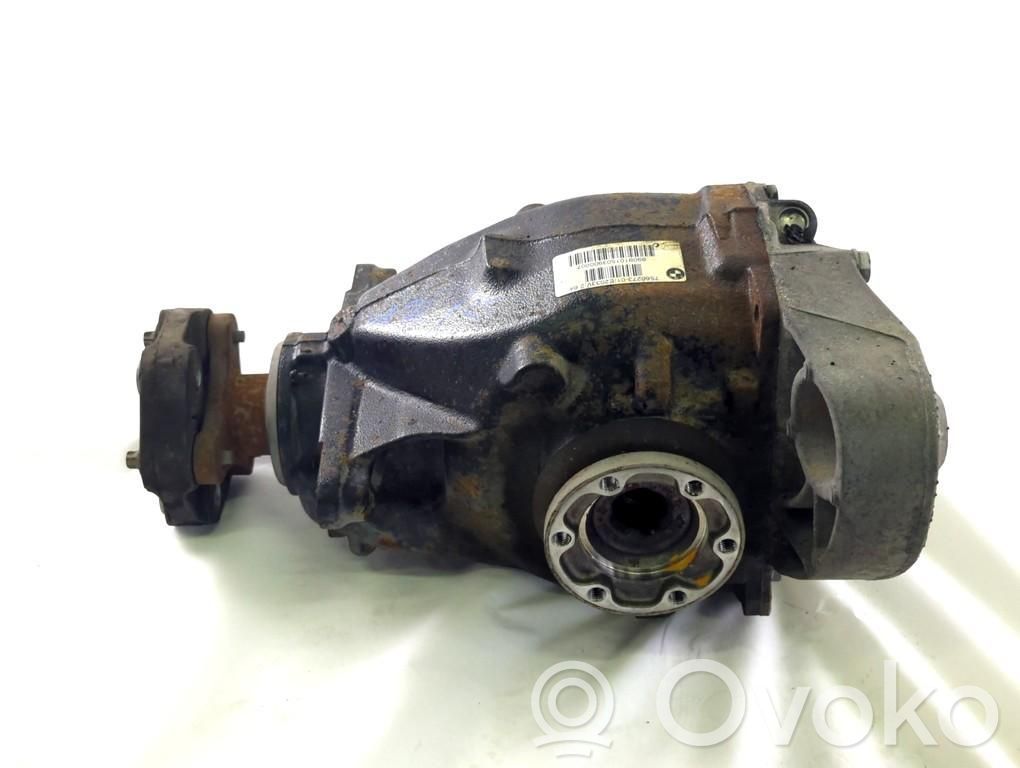 Hinterachsdifferential   7566273