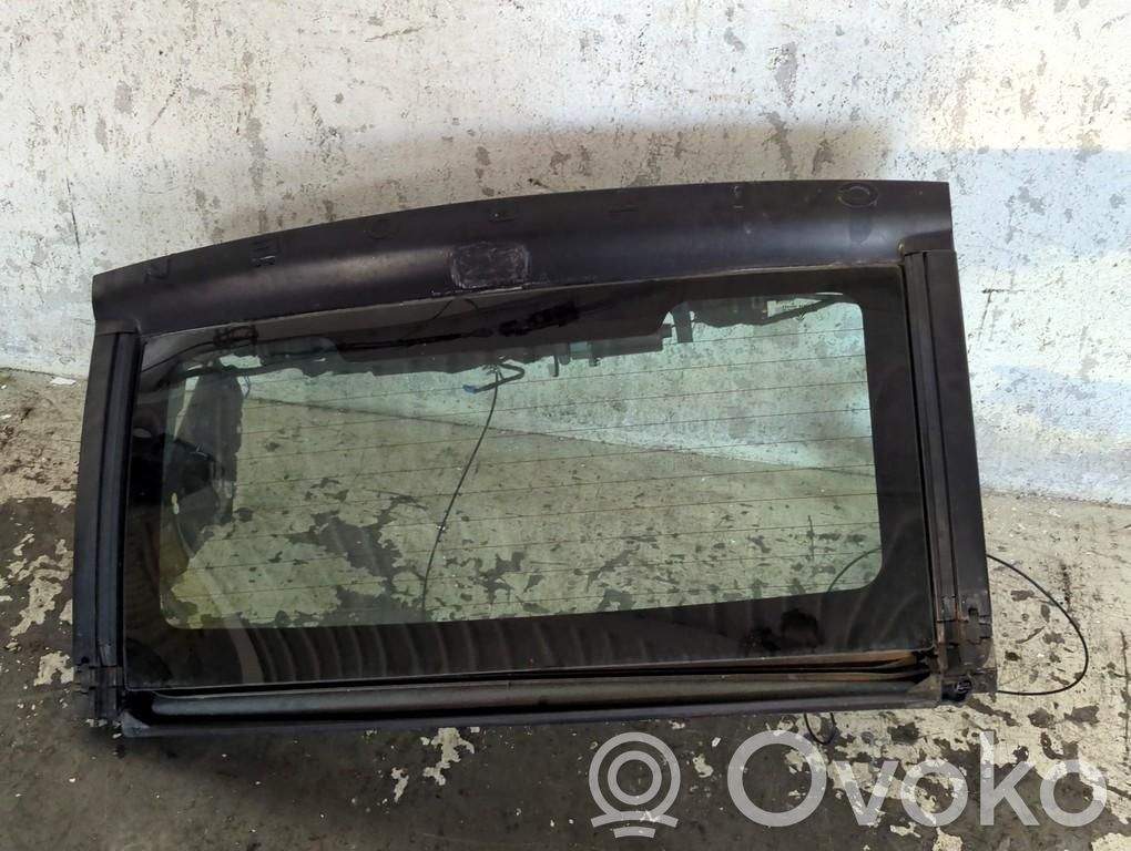 Rear windscreen/windshield window   8744Q6