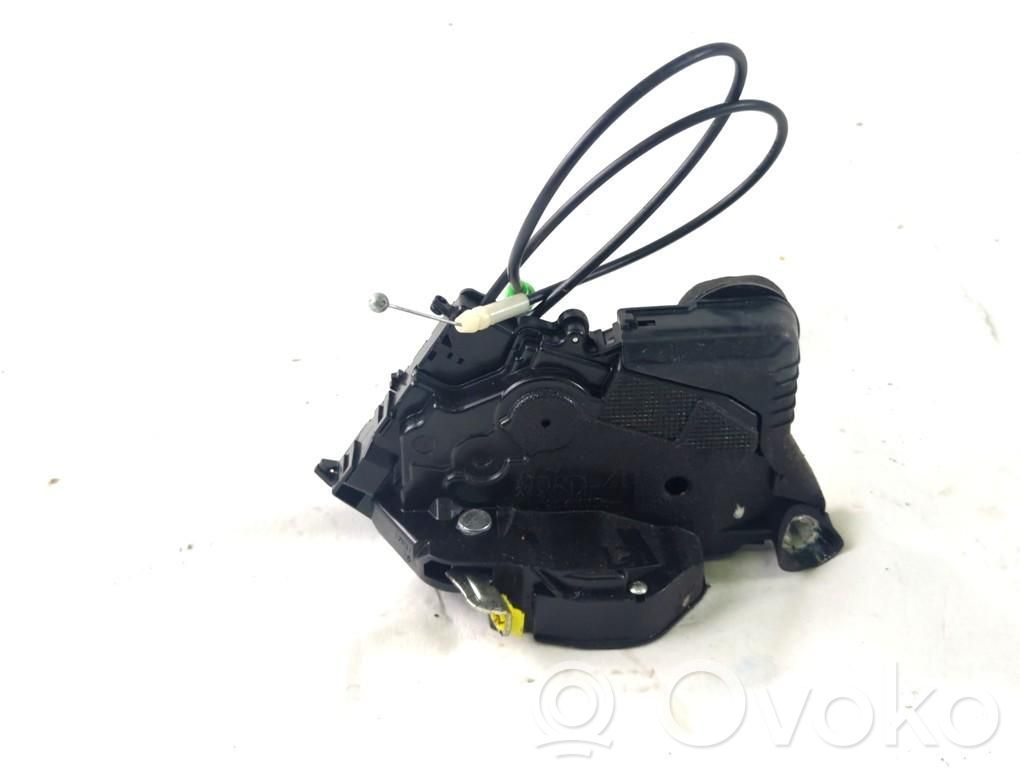 Toyota Yaris Serratura portiera anteriore