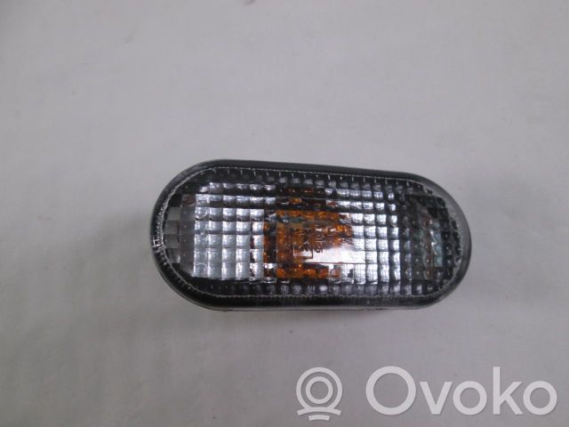 Mercedes-Benz C W202 Piloto intermitente delantero