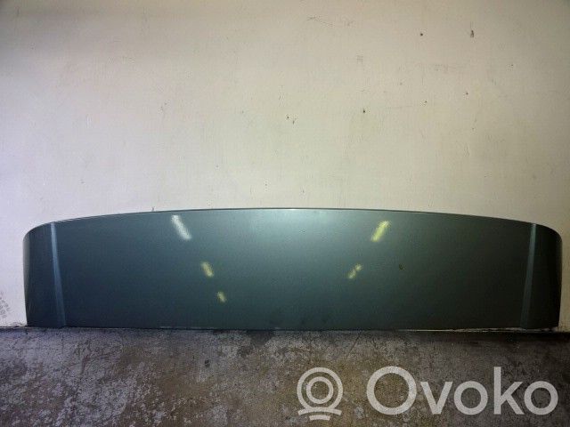 Tailgate/trunk spoiler   8247677