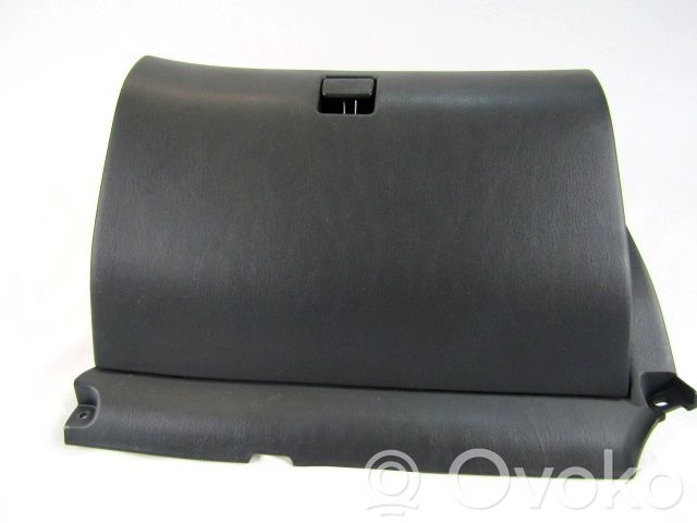Toyota Corolla E110 Daiktadėžės (bordačioko) komplektas 