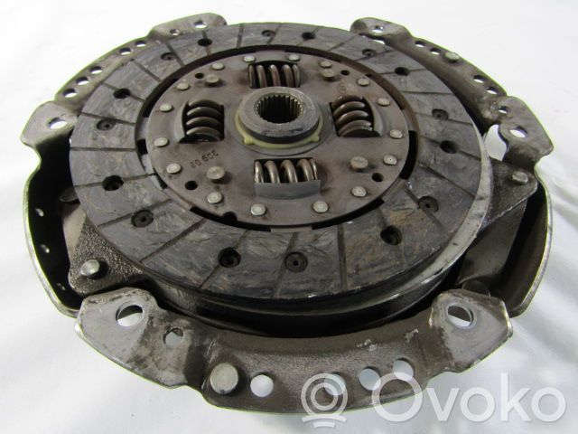 Clutch set kit   30100BC00A