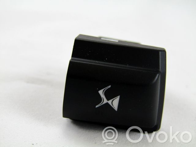 DS Automobiles 3 Other switches/knobs/shifts 
