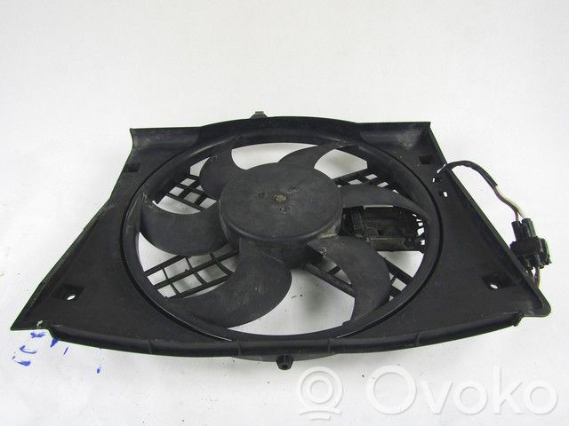Elektrisks radiatoru ventilators   7786009