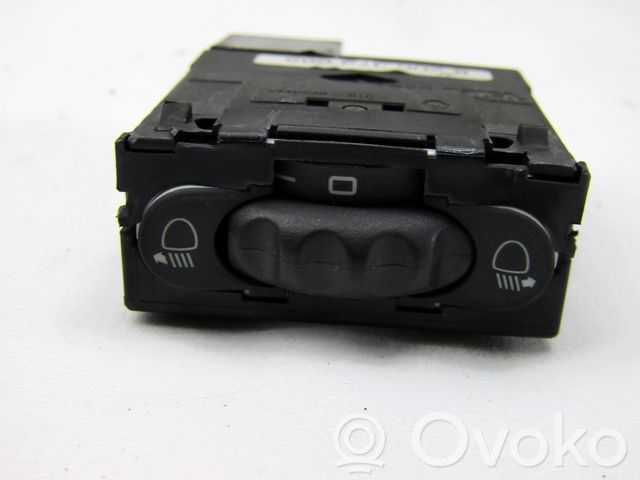 Headlight level height control switch   8200379685