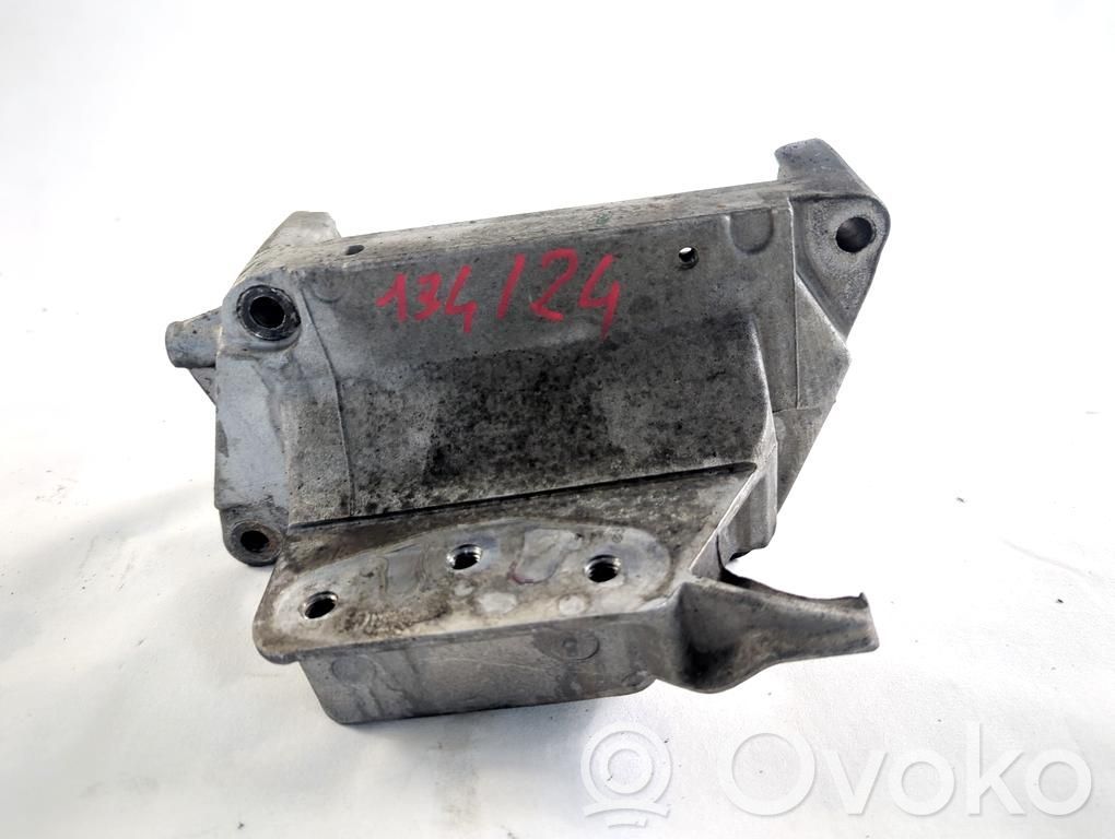 Opel Astra J Suport motor 