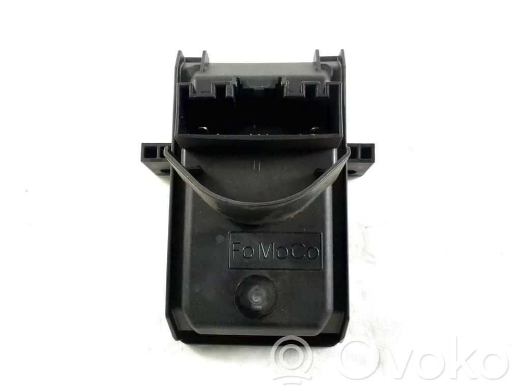 Unité / module navigation GPS   AV1T14F642AD