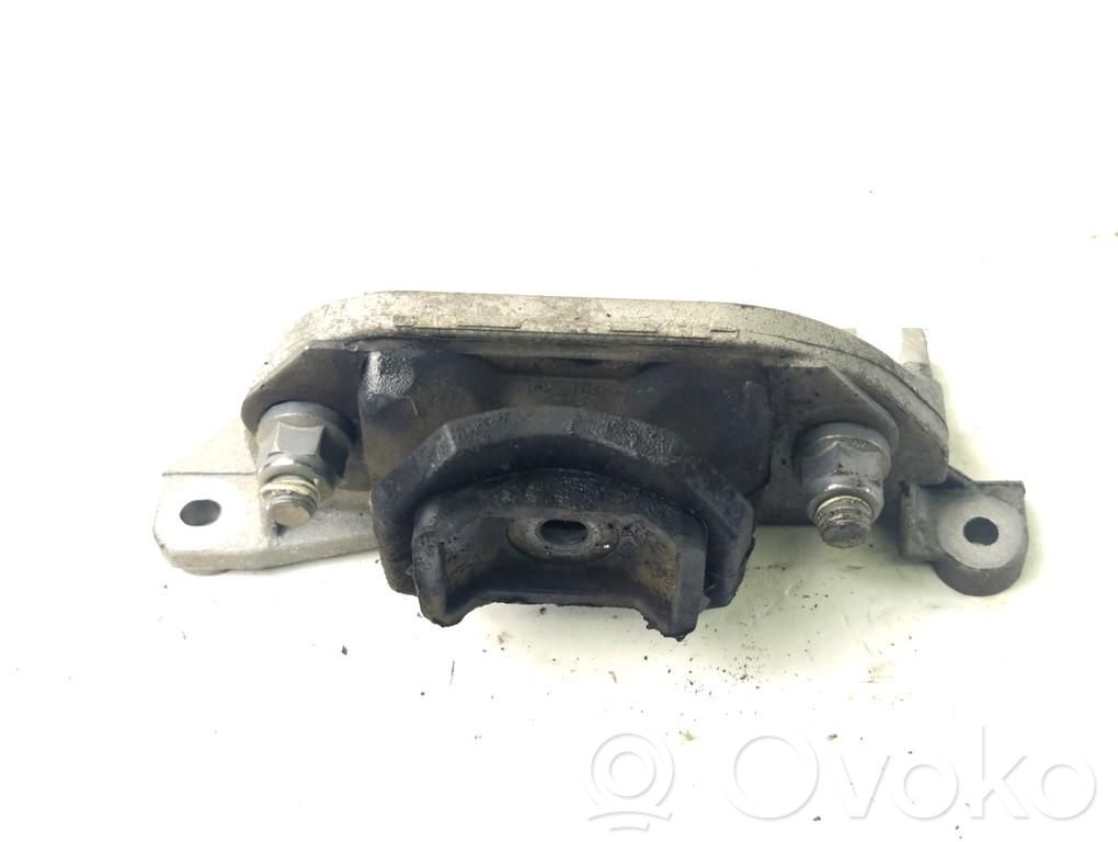 Engine mounting bracket   8200216113