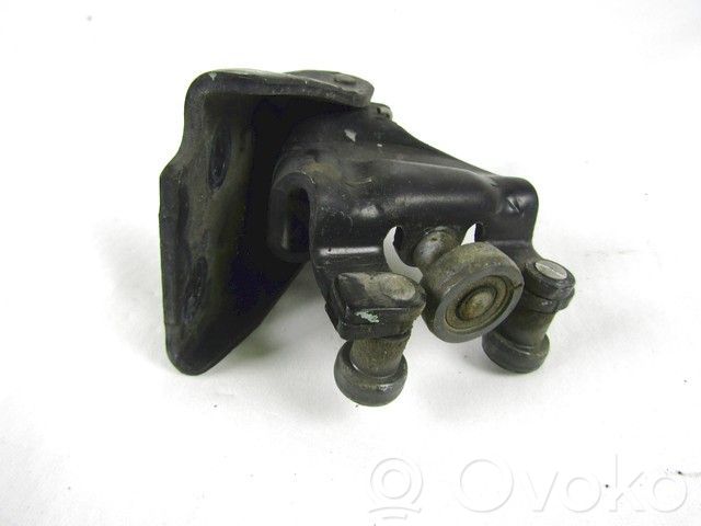 Front door upper hinge   1606502080