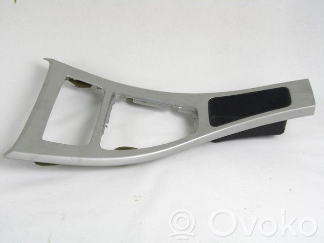 BMW 3 E92 E93 Kita centrinė konsolės (tunelio) detalė 
