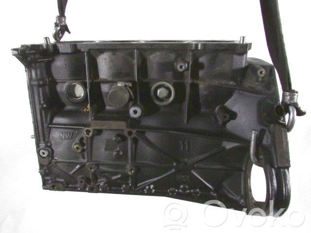 Blok silnika   R6110111101